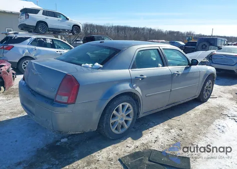 2007 Chrysler 300 Touring z USA, uszkodzony, nr VIN 2C3KA53G97H810443
